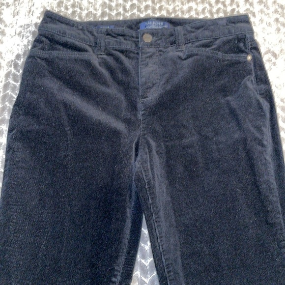 Talbots Straight Leg Black Corduroy Size 8. Simply Flattering 5 Pocket Style. - Picture 6 of 11